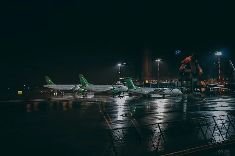 airBaltic kapitalizē procentus; lidojumus sola saglabāt
