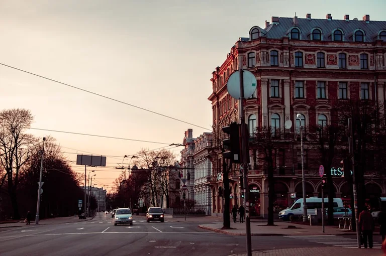 Čaka ielas remonts 19. augustā: kā apbraukt darbu zonu