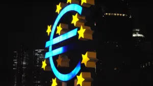 ECB decembra lēmums: vai likme noslīdēs zem 2%?