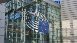 Vai ECB 10. septembrī pazeminās noguldījumu iespējas likmi?